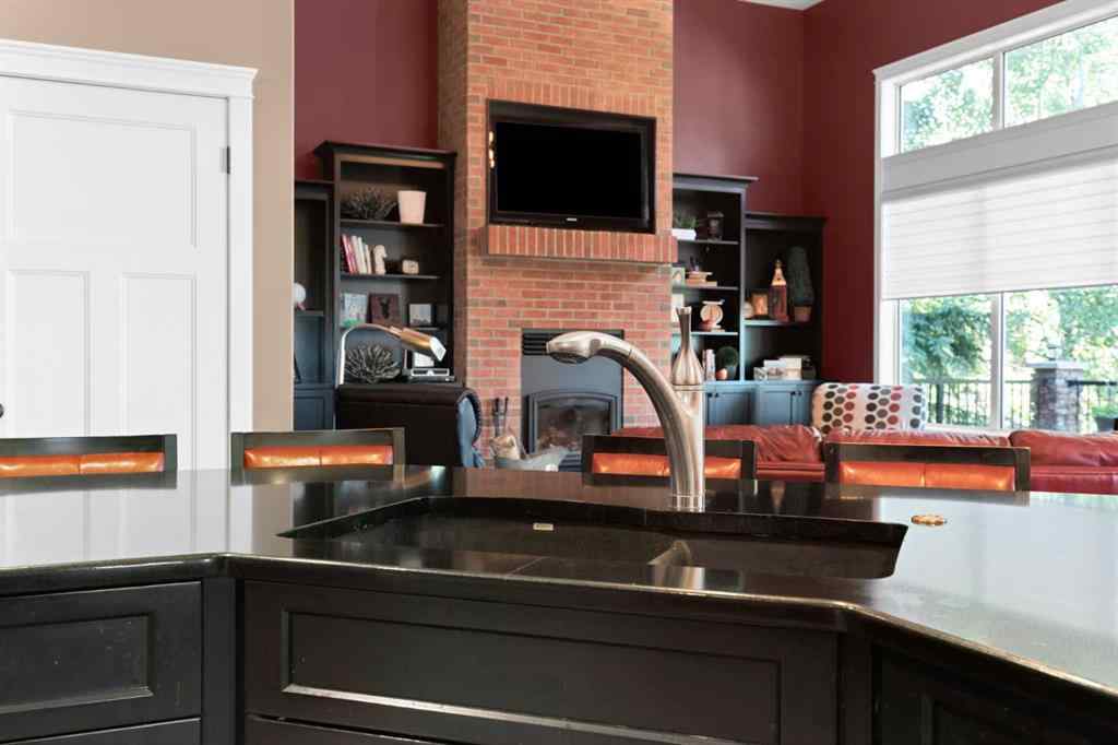 MLS® A2160822 - 210 6 Avenue  in Elkwater Rural Cypress County, Residential