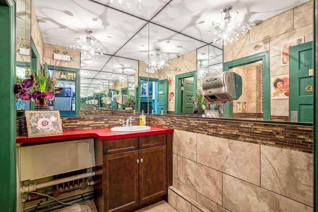 MLS® A2161240 - 421 1ST Street SW in Downtown High River High River, Commercial
