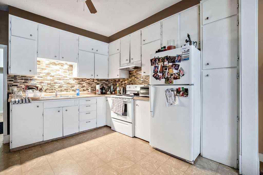 MLS® A2161240 - 421 1ST Street SW in Downtown High River High River, Commercial