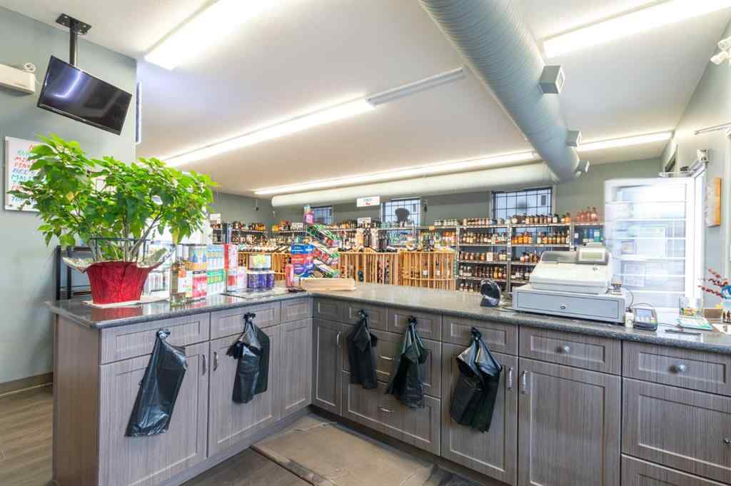 MLS® A2161251 - 5922 50 Avenue  in Central Stettler, Commercial