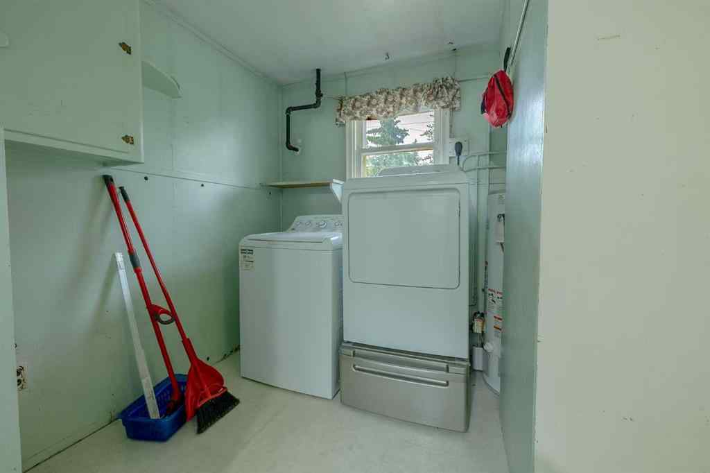 MLS® A2161805 - 1510 63 Street  in Edson Edson, Residential