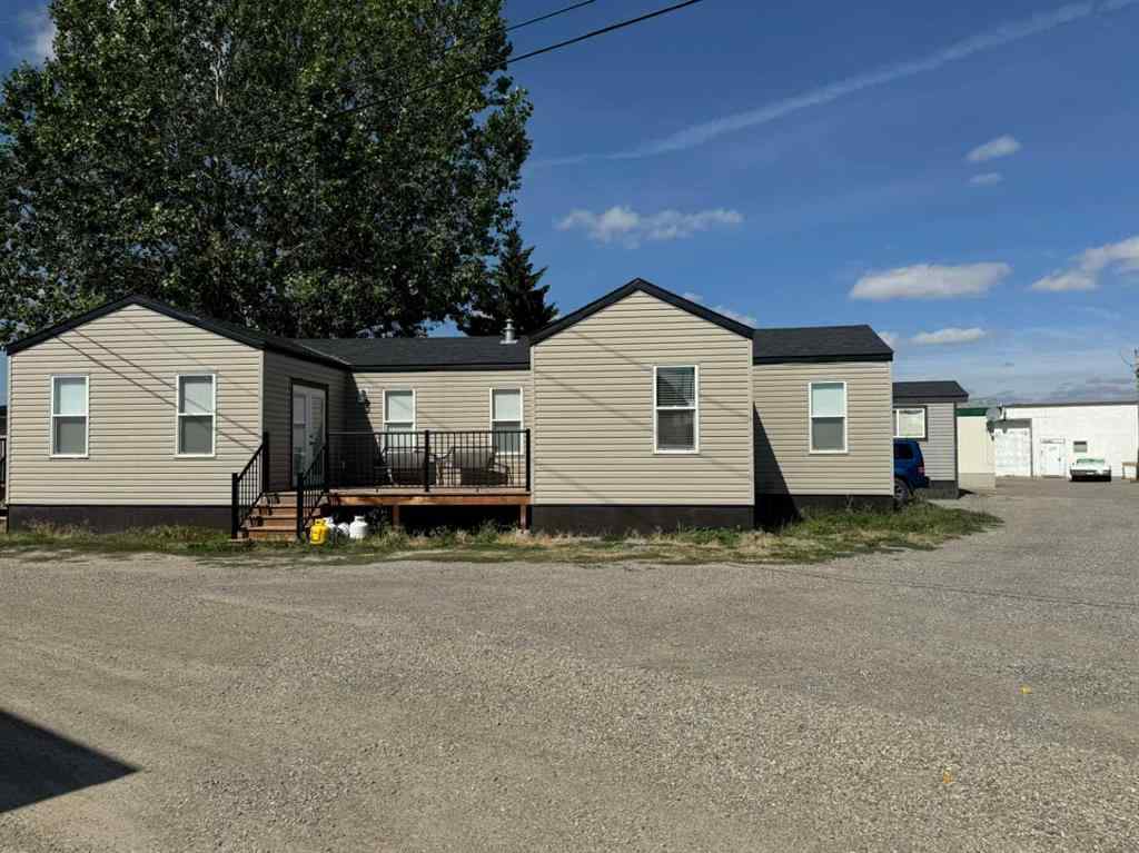 MLS® A2162951 - 1048 Elk Avenue  in NONE Pincher Creek, Commercial