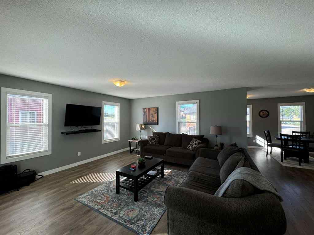 MLS® A2162951 - 1048 Elk Avenue  in NONE Pincher Creek, Commercial