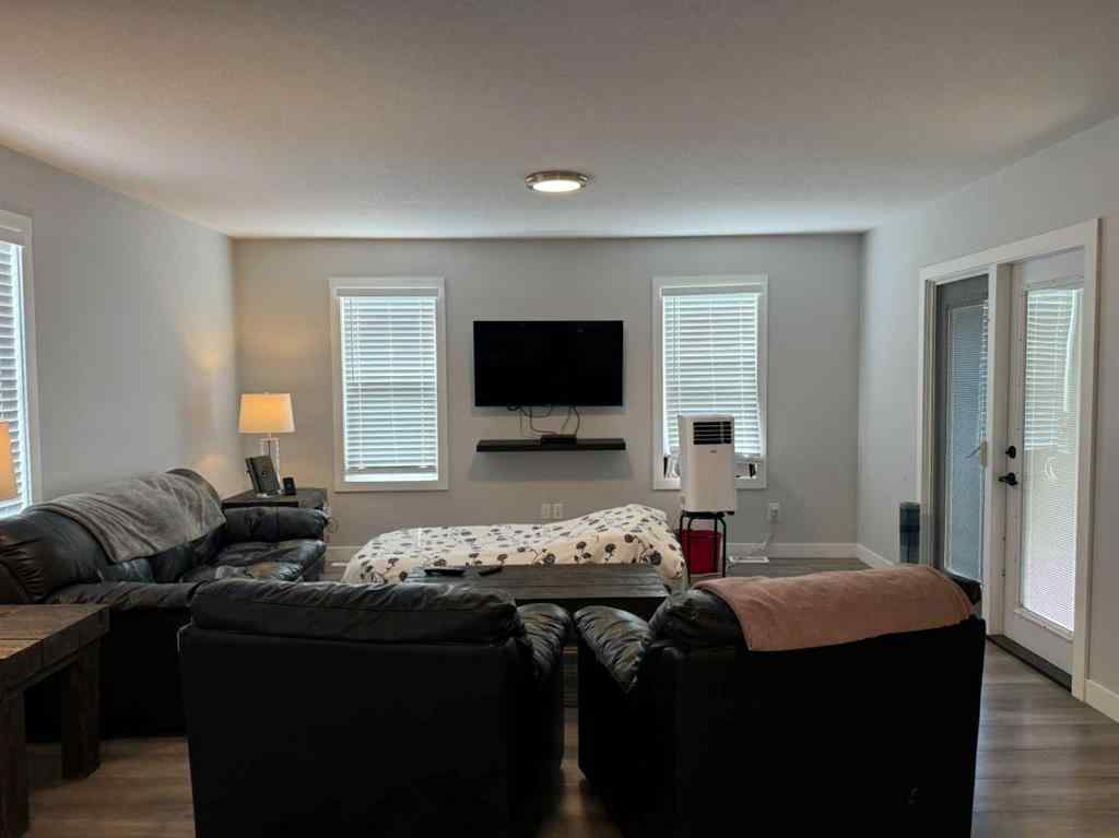 MLS® A2162951 - 1048 Elk Avenue  in NONE Pincher Creek, Commercial