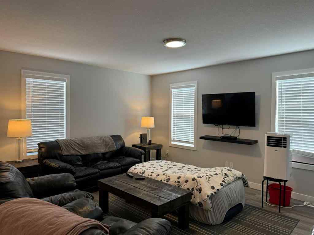 MLS® A2162951 - 1048 Elk Avenue  in NONE Pincher Creek, Commercial