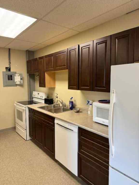 MLS® A2163652 - 307 1A Avenue  in NONE Fox Creek, Commercial
