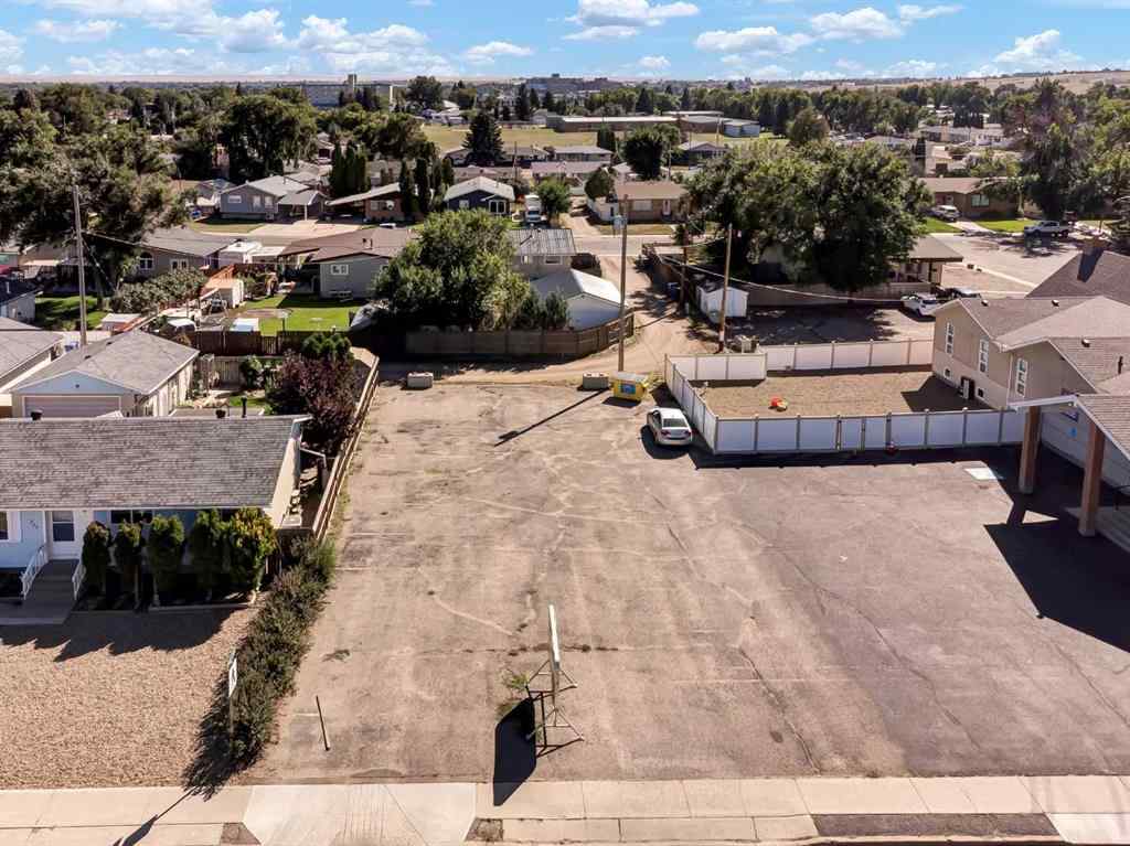 MLS® A2164208 - 587 12 Street NW in Northwest Crescent Heights Medicine Hat, Land