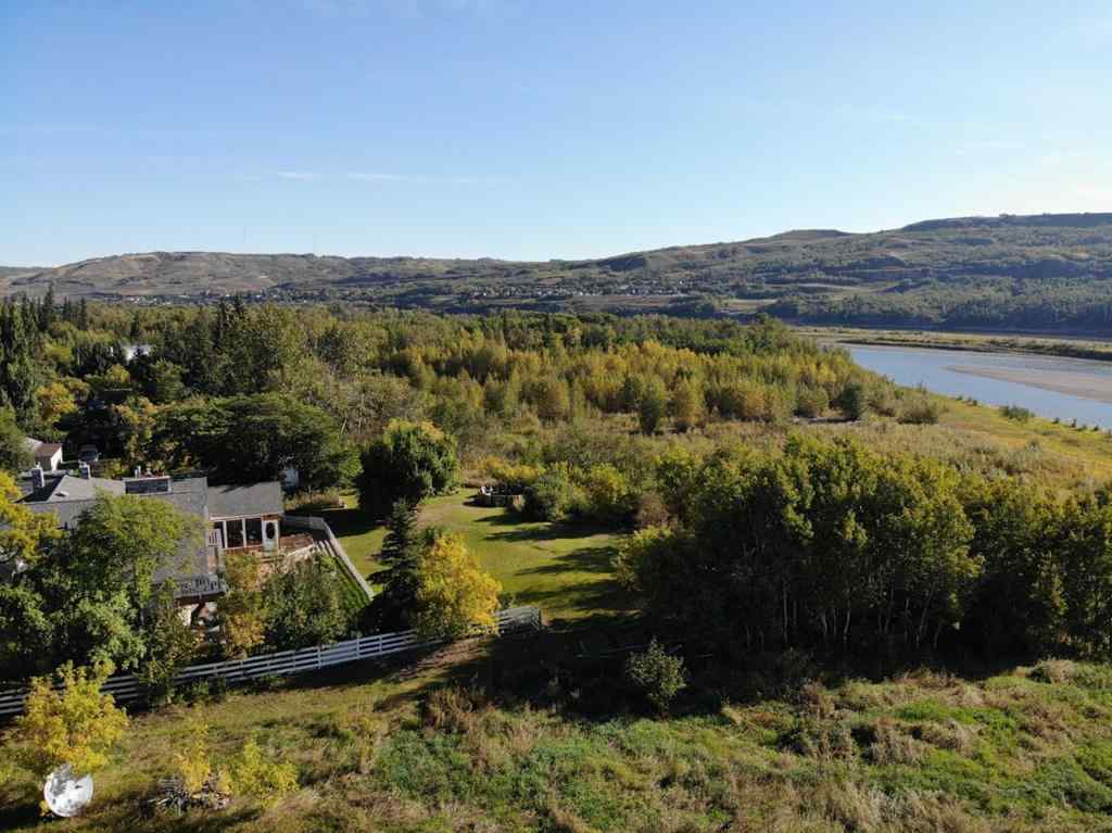 MLS® A2164987 - 11905 91 Street  in Rosedale Peace River, Residential