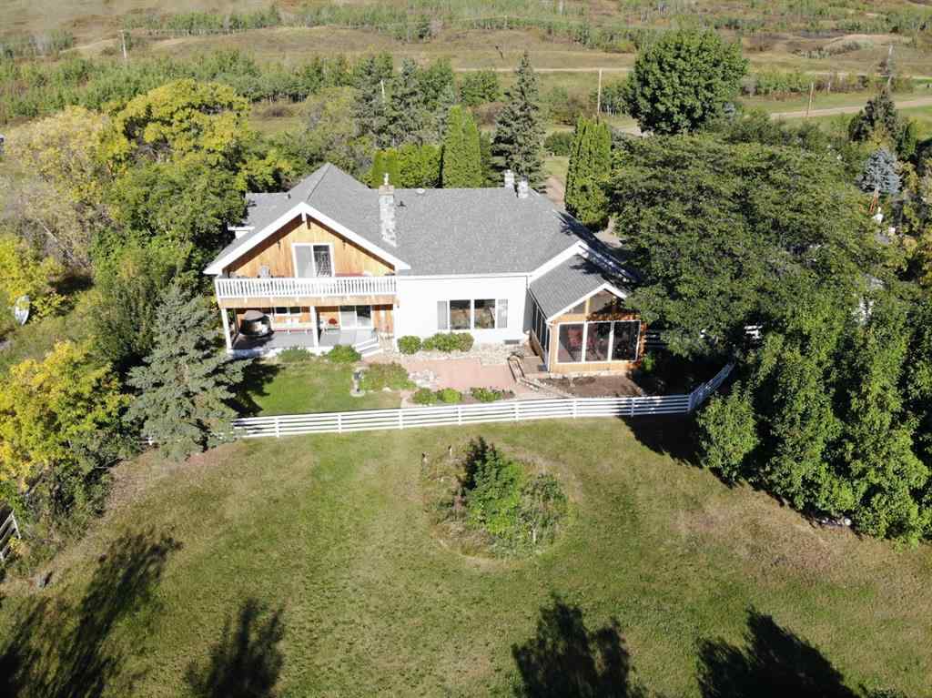 MLS® A2164987 - 11905 91 Street  in Rosedale Peace River, Residential