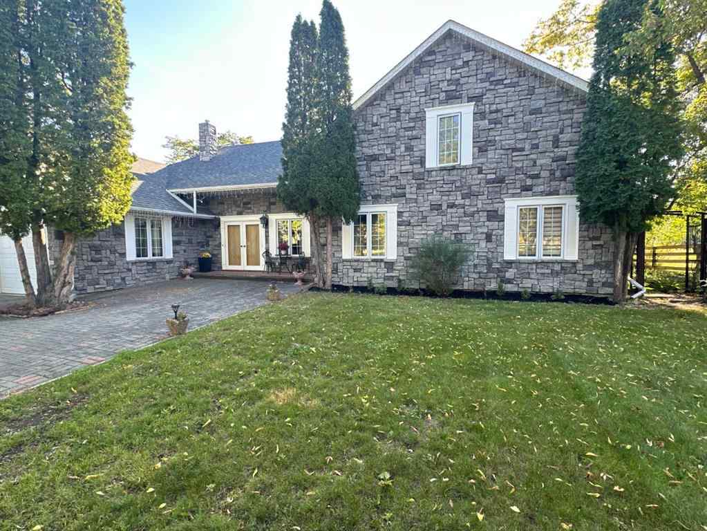 MLS® A2164987 - 11905 91 Street  in Rosedale Peace River, Residential