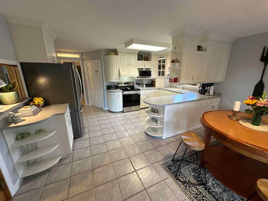 MLS® A2164987 - 11905 91 Street  in Rosedale Peace River, Residential