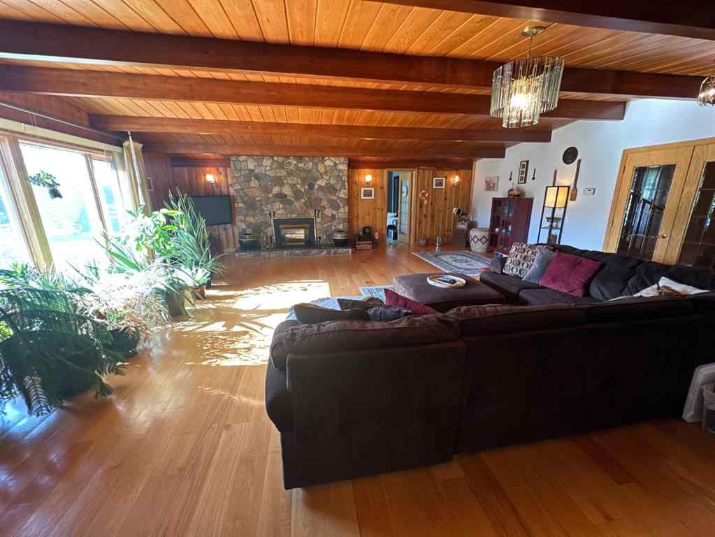 MLS® A2164987 - 11905 91 Street  in Rosedale Peace River, Residential
