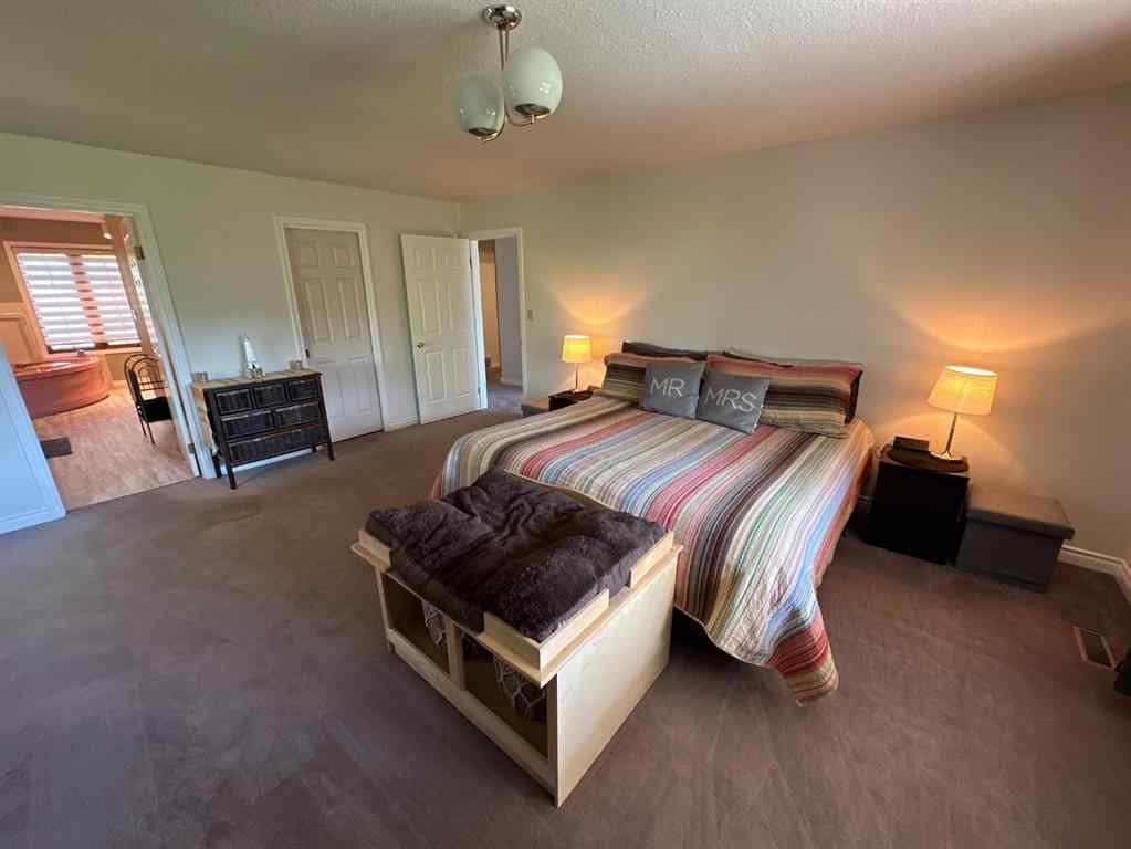 MLS® A2164987 - 11905 91 Street  in Rosedale Peace River, Residential
