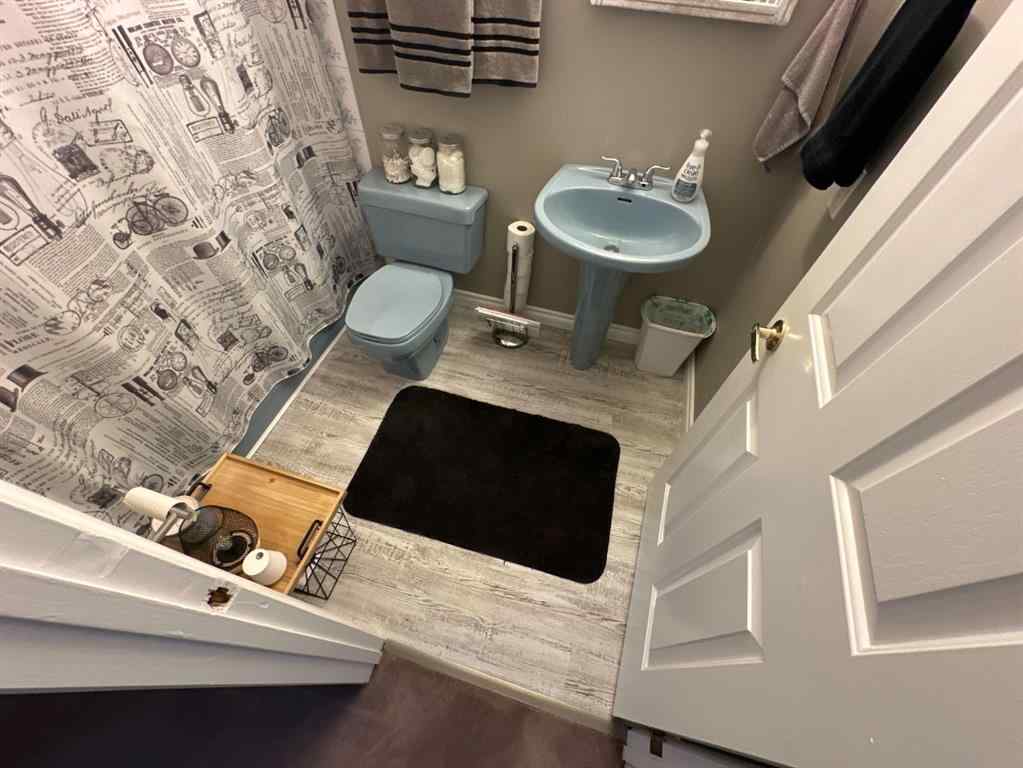 MLS® A2164987 - 11905 91 Street  in Rosedale Peace River, Residential