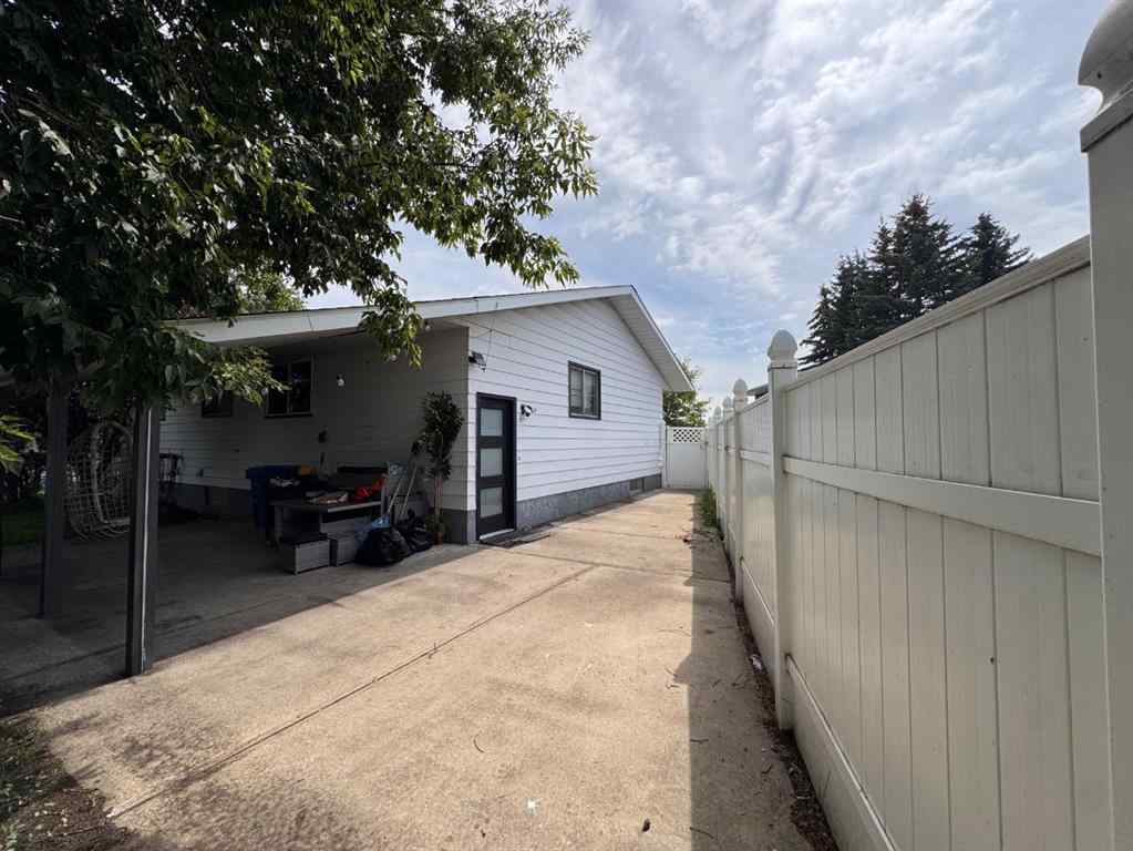 MLS® A2165630 - 24 Goard Close  in Glendale Park Estates Red Deer, Residential