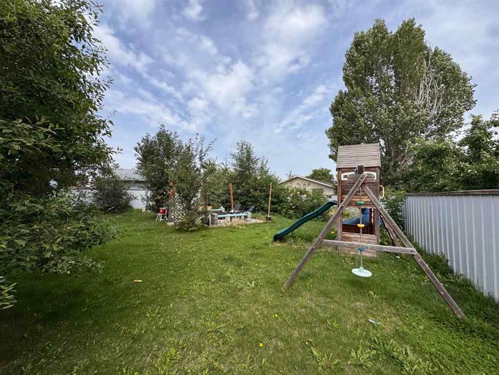 MLS® A2165630 - 24 Goard Close  in Glendale Park Estates Red Deer, Residential
