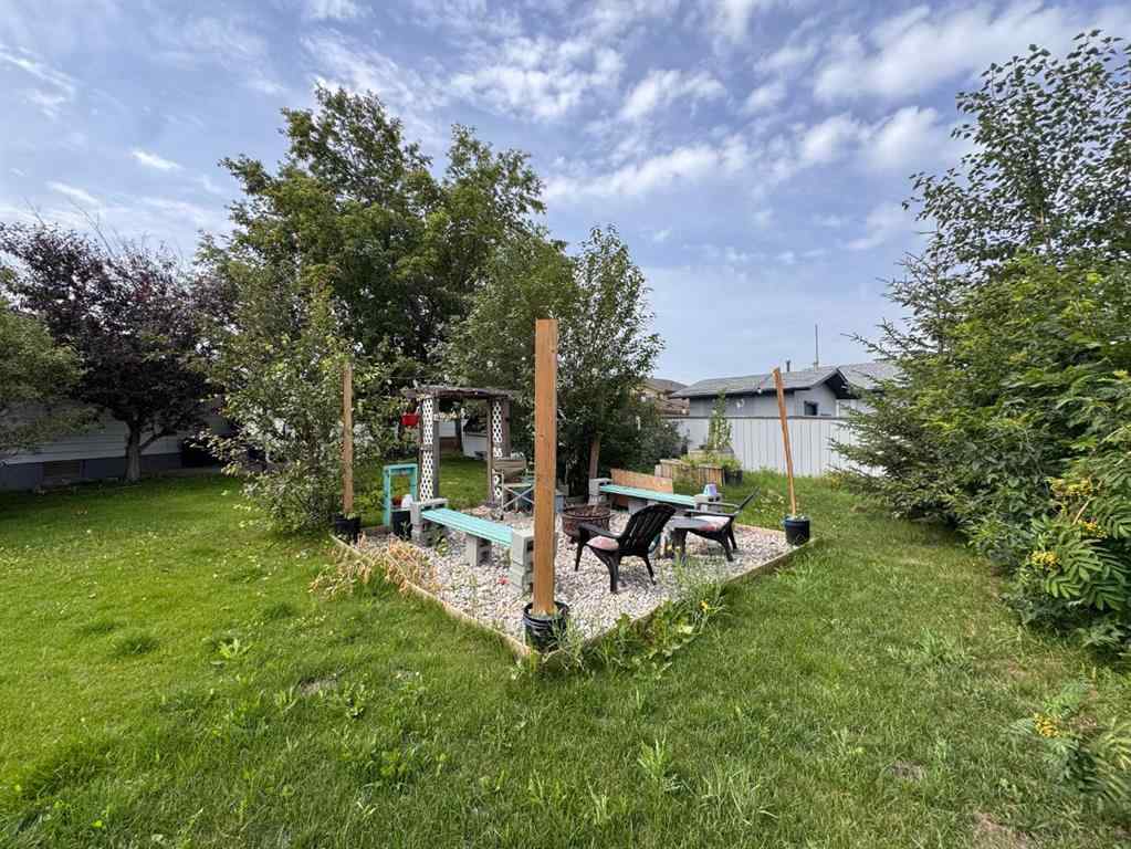MLS® A2165630 - 24 Goard Close  in Glendale Park Estates Red Deer, Residential