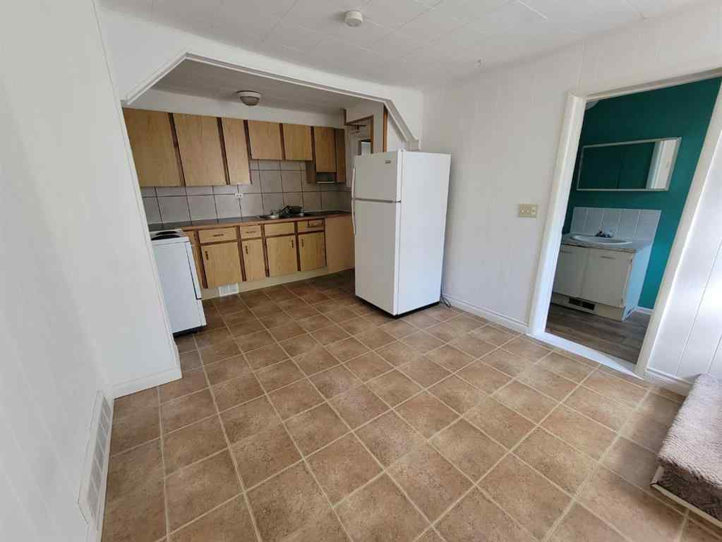 MLS® A2166115 - 137 14 Street N in Westminster Lethbridge, Residential