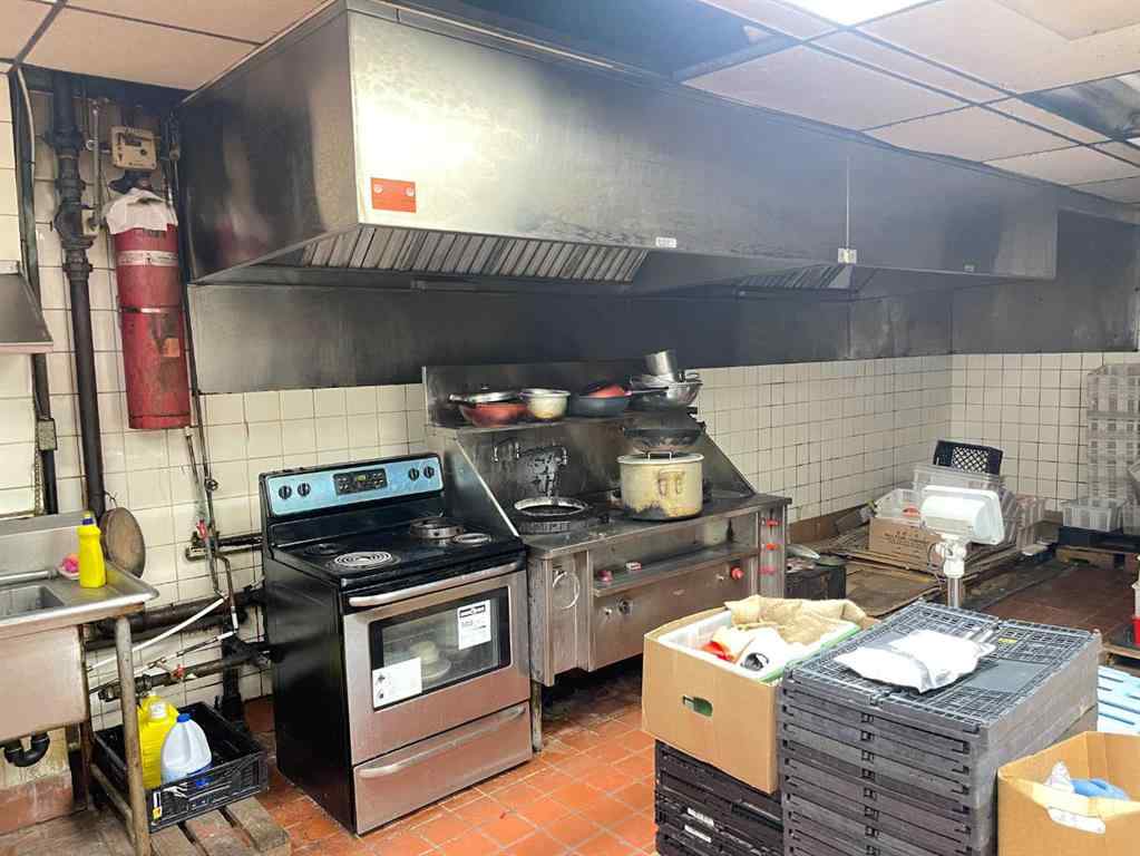 MLS® A2166293 - 119 3rd Avenue SE in Chinatown Calgary, Commercial