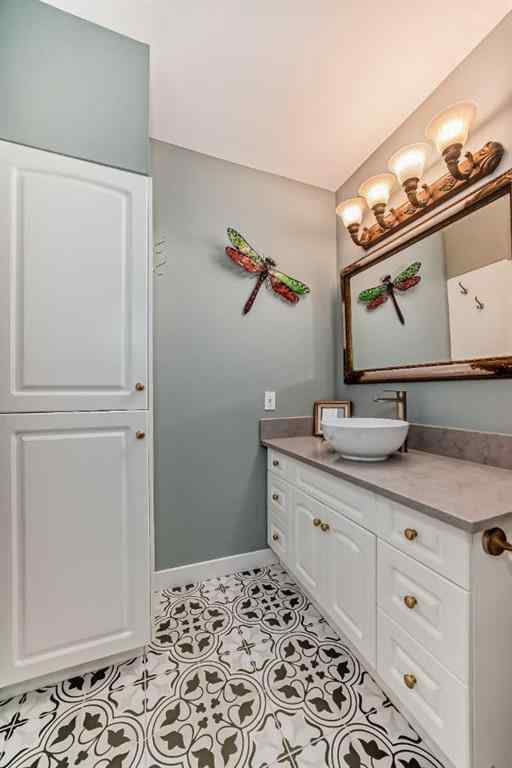 MLS® A2166368 - 226235 22 Street W in Ridgemont Estates Rural Foothills County, Residential