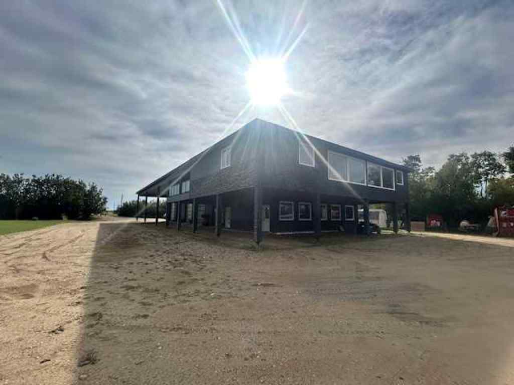 MLS® A2166390 - 4334 49 Street  in Hardisty Hardisty, Residential