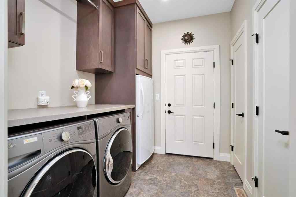MLS® A2166728 - 8 Sweetgrass Place  in Sixty West Sylvan Lake, Residential