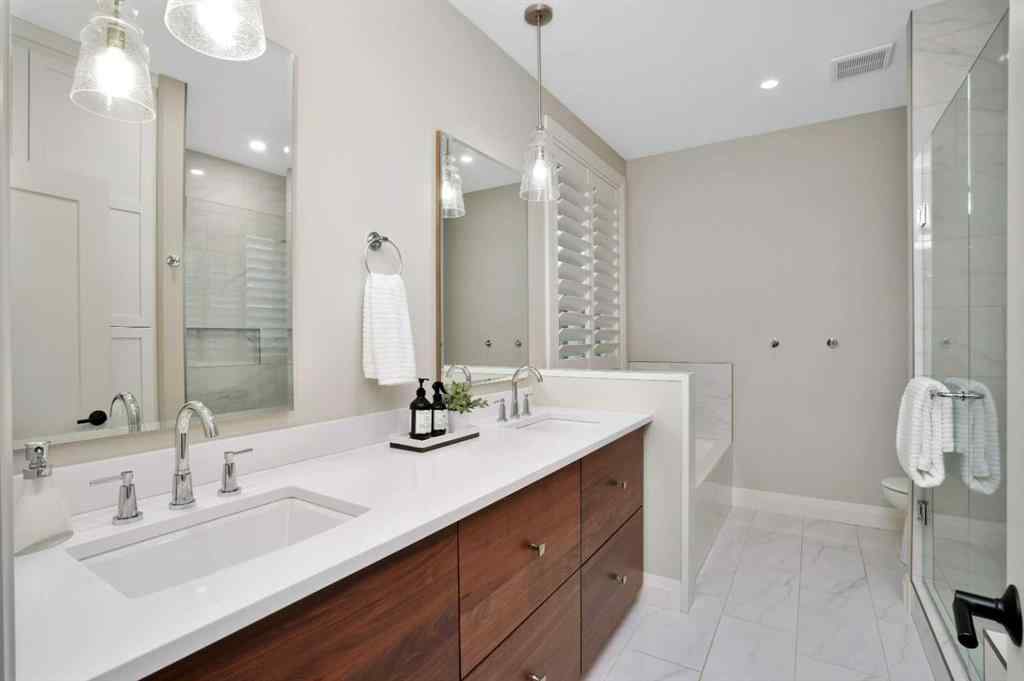 MLS® A2166728 - 8 Sweetgrass Place  in Sixty West Sylvan Lake, Residential