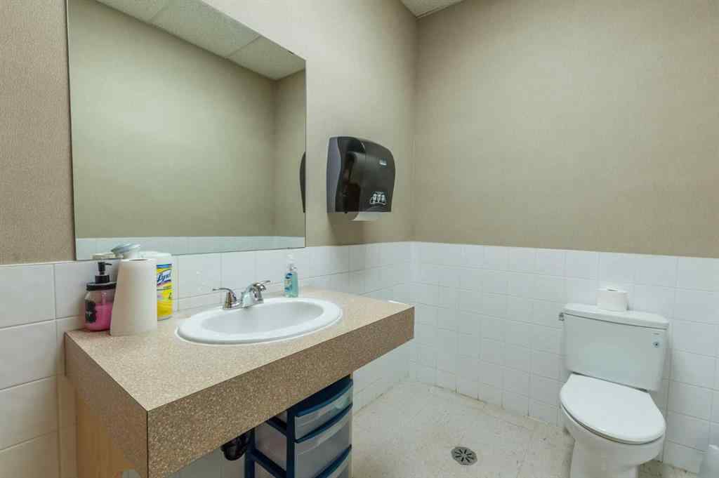 MLS® A2168231 - 6910 50 Avenue  in Railside Stettler, Commercial