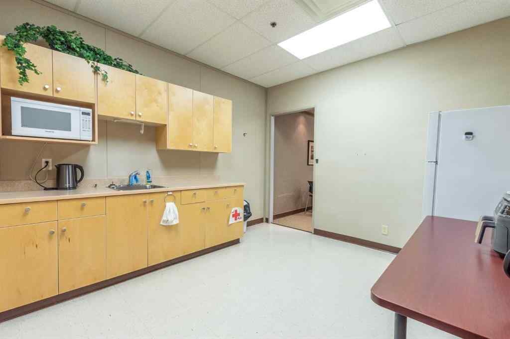 MLS® A2168231 - 6910 50 Avenue  in Railside Stettler, Commercial