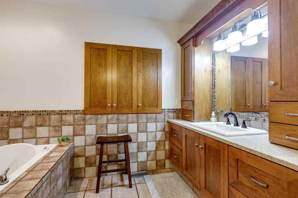 MLS® A2168451 - 40303 Range Road 222   in NONE Rural Lacombe County, Residential