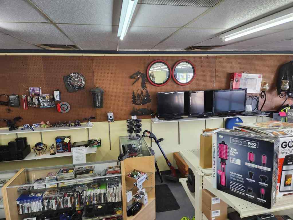MLS® A2168620 - 208 Railway Avenue E in Downtown Drumheller Drumheller, Commercial