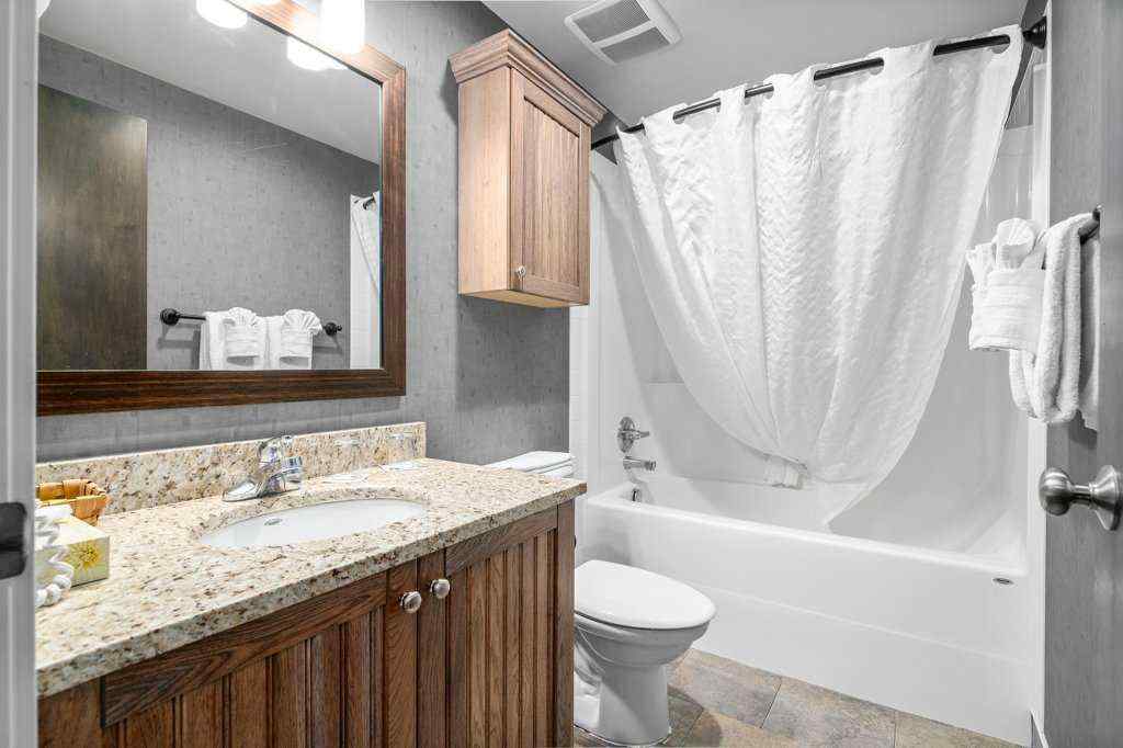 MLS® A2169727 - Unit #604 & 605 401 4 Street  in Elkwater Rural Cypress County, Residential