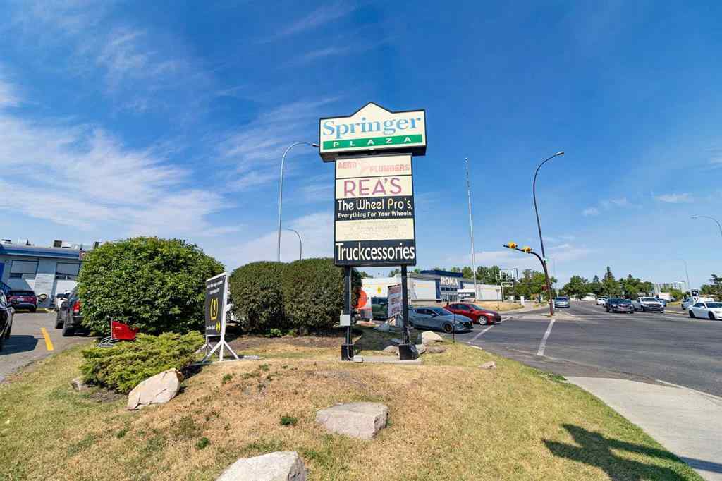 MLS® A2169809 - 4135 Edmonton Trail NE in Greenview Industrial Park Calgary, Commercial