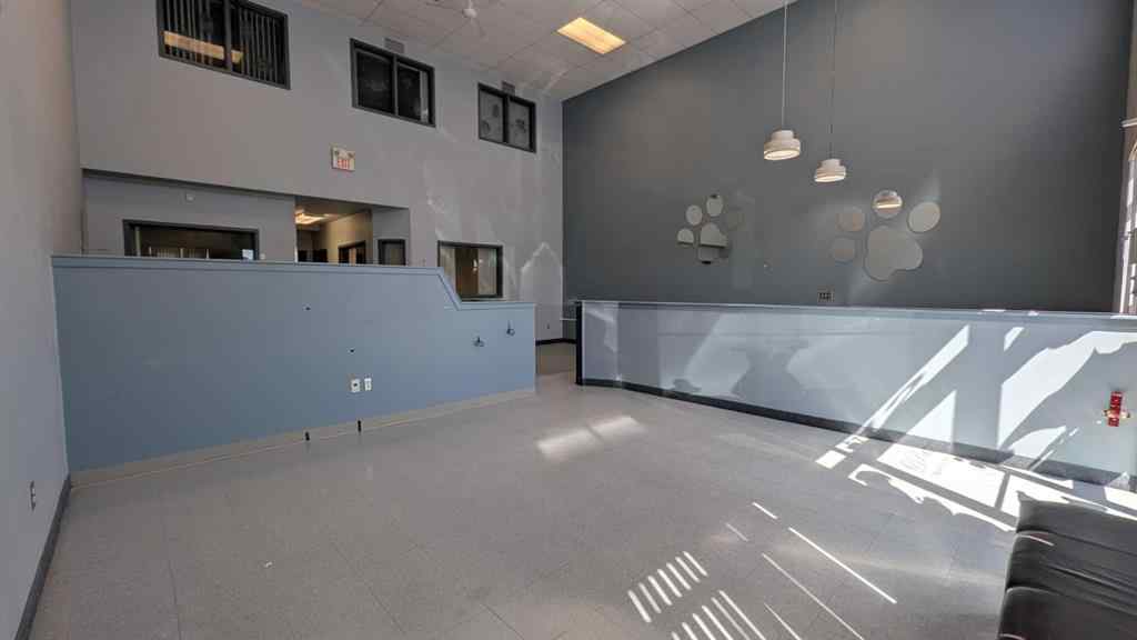 MLS® A2169850 - 5712 48 Avenue  in West End Camrose, Commercial