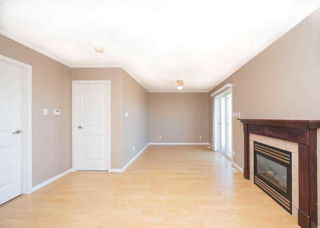 MLS® A2170160 - Unit #202, 303, 304 2814- 48 Avenue  in Athabasca Town Athabasca, Multi-Family