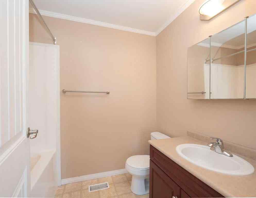 MLS® A2170160 - Unit #202, 303, 304 2814- 48 Avenue  in Athabasca Town Athabasca, Multi-Family