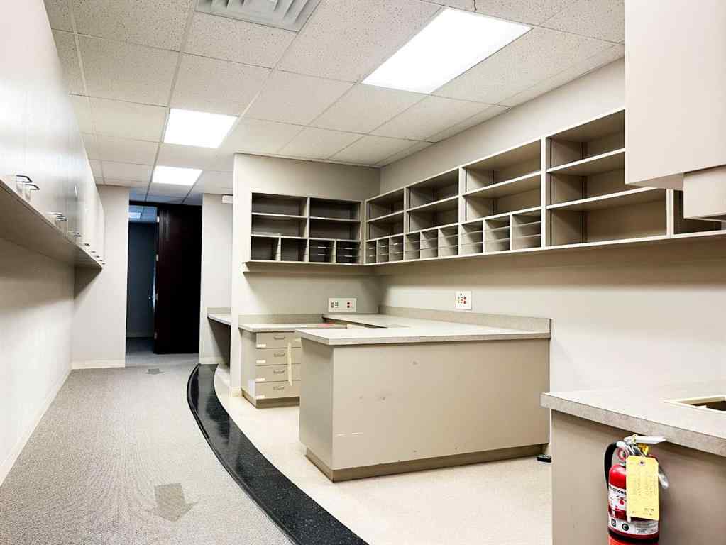 MLS® A2170186 - Unit #101 505 1 Street SE in SE Hill Medicine Hat, Commercial