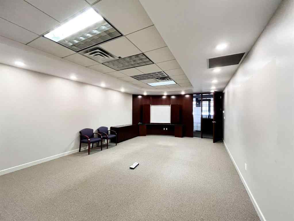 MLS® A2170186 - Unit #101 505 1 Street SE in SE Hill Medicine Hat, Commercial