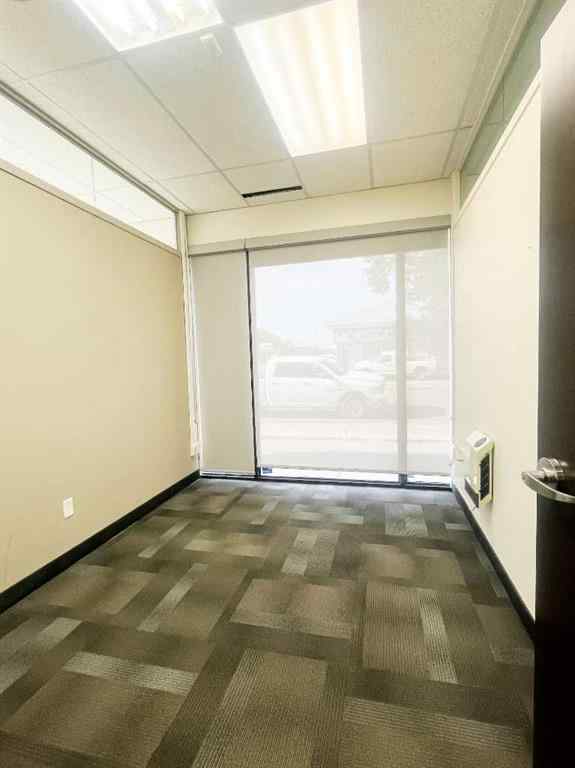 MLS® A2170206 - Unit #101 1111 Kingsway Avenue SE in River Flats Medicine Hat, Commercial