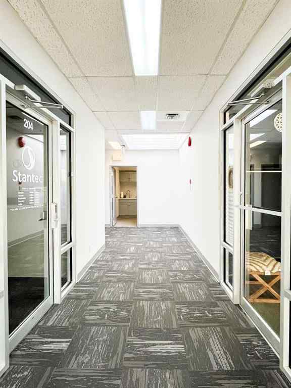MLS® A2170226 - Unit #210 1111 Kingsway Avenue SE in River Flats Medicine Hat, Commercial