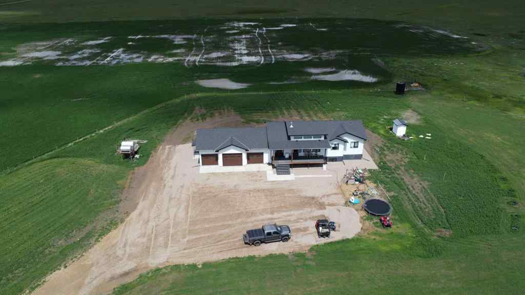 MLS® A2170521 - 10272 Township Road 300   in NONE Rural Special Areas No. 2, Residential