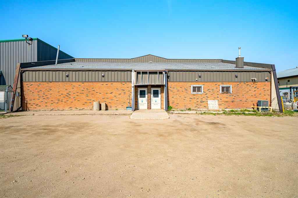 MLS® A2170558 - 4702 40 Avenue  in East Lloydminster Lloydminster, Commercial