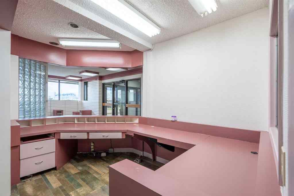 MLS® A2170867 - Unit #Suite D 6209 44 Street  in Parkview Estates Lloydminster, Commercial