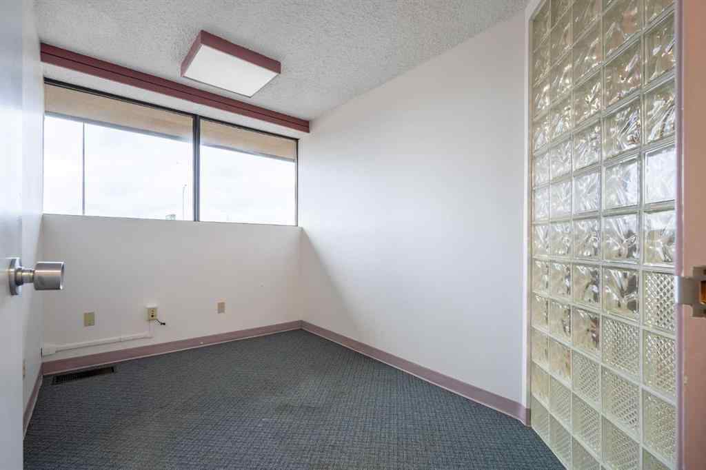 MLS® A2170867 - Unit #Suite D 6209 44 Street  in Parkview Estates Lloydminster, Commercial