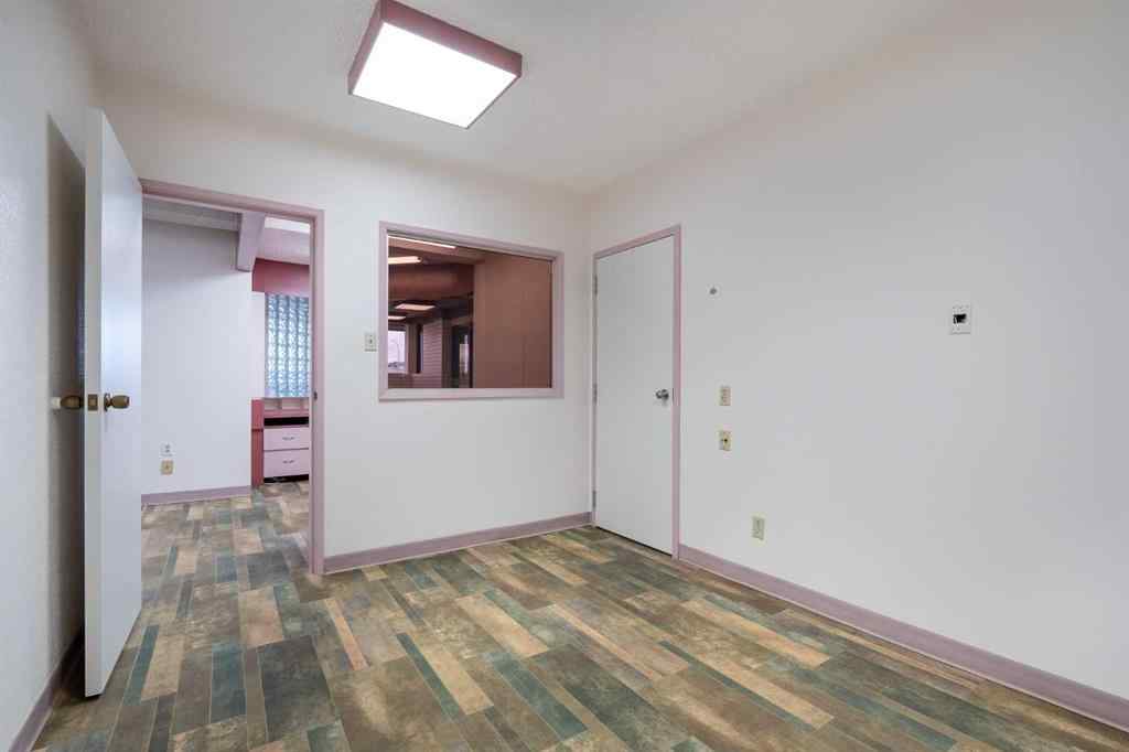 MLS® A2170867 - Unit #Suite D 6209 44 Street  in Parkview Estates Lloydminster, Commercial