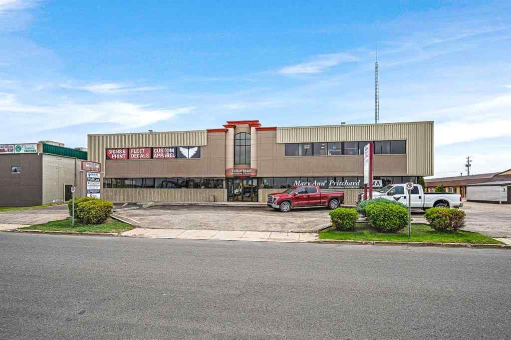 MLS® A2170867 - Unit #Suite D 6209 44 Street  in Parkview Estates Lloydminster, Commercial