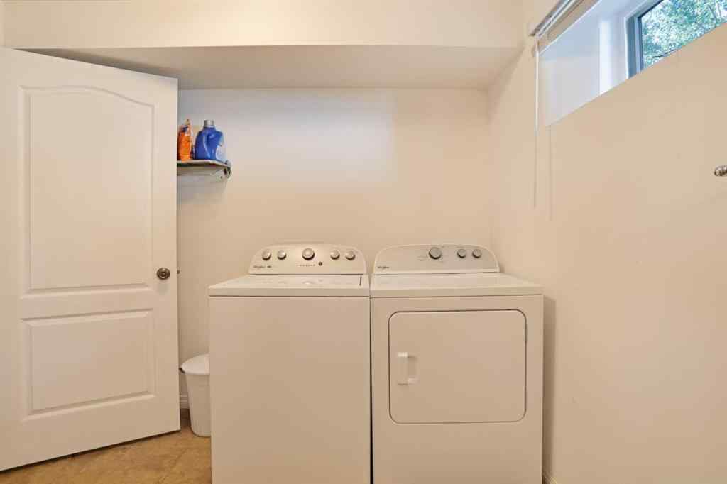 MLS® A2171296 - 87 Greystone Close E in Greystone Brooks, Residential