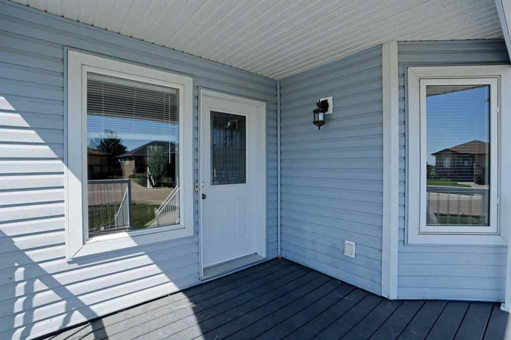 MLS® A2171296 - 87 Greystone Close E in Greystone Brooks, Residential