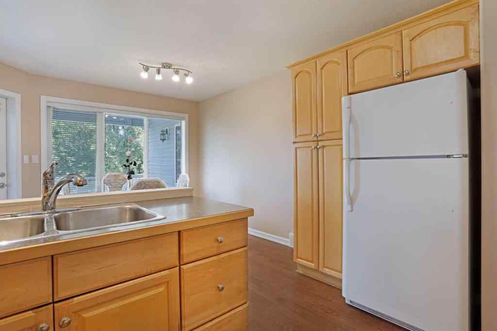 MLS® A2171296 - 87 Greystone Close E in Greystone Brooks, Residential