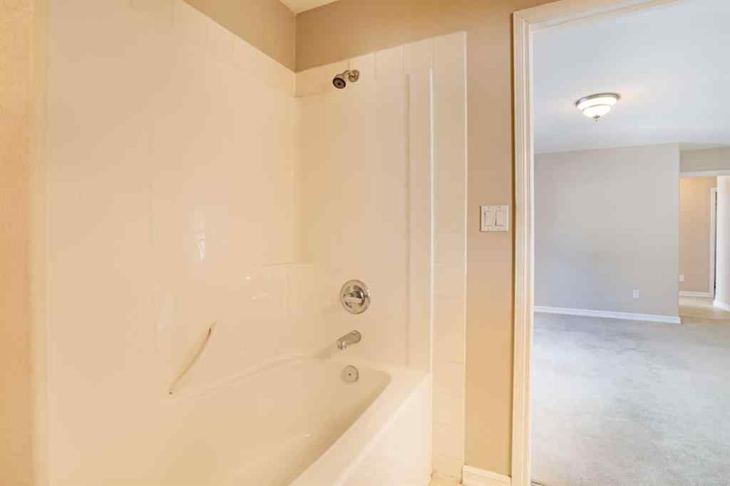 MLS® A2171296 - 87 Greystone Close E in Greystone Brooks, Residential